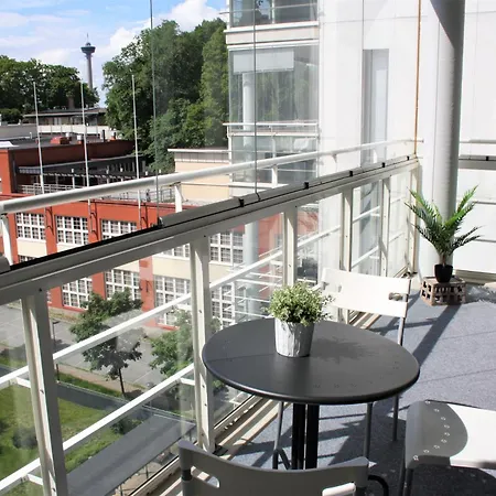 شقة Kotimaailma - Saunallinen Kaksio - Tampellan Esplanadi تامبير